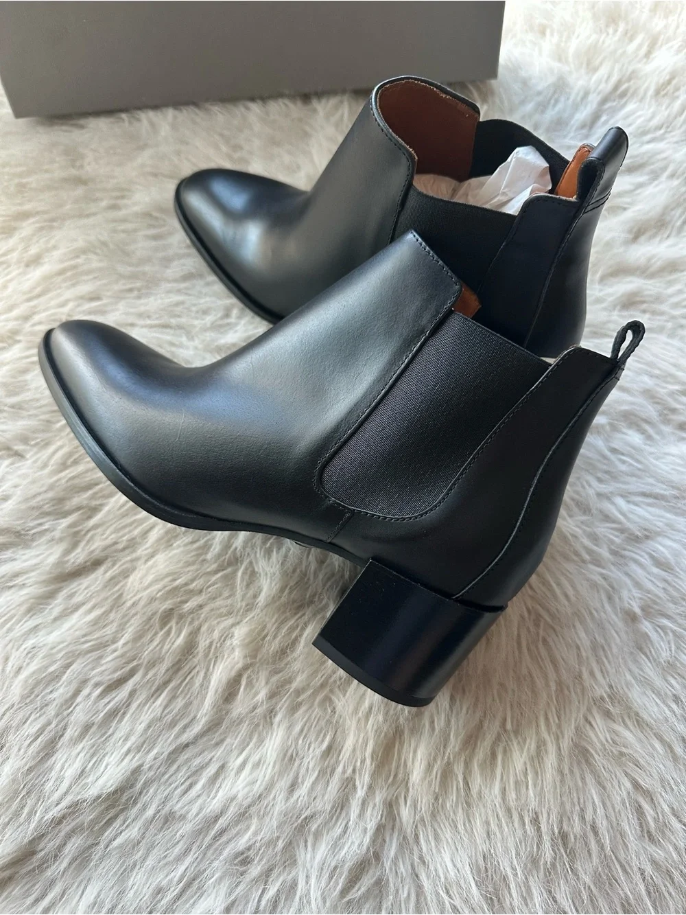 Everlane Black The Heel Italian Leather block heel Chelsea Ankle Boots 6.5
